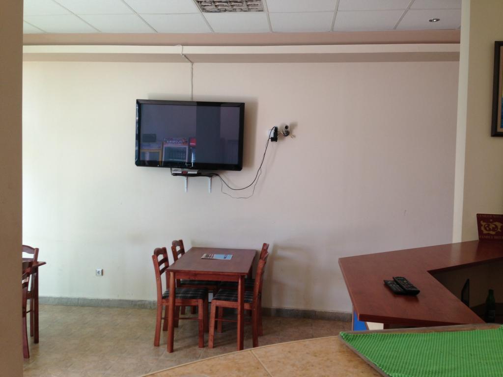 Femili Hotel Diveda Sveti Vlas Luaran gambar