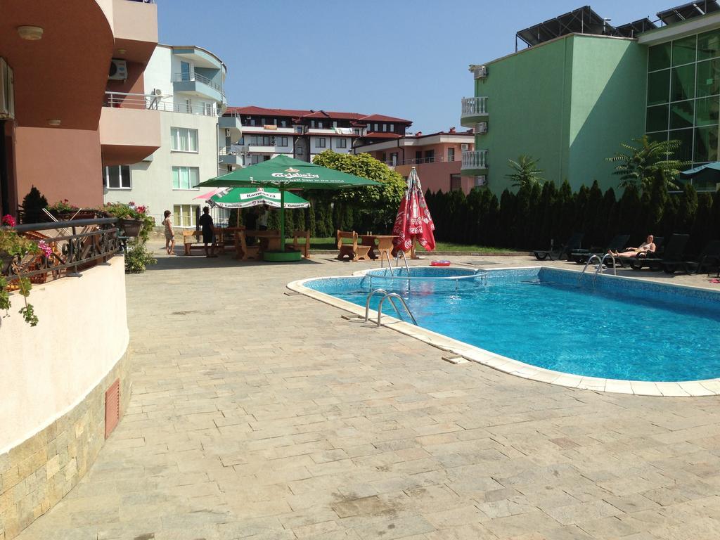 Femili Hotel Diveda Sveti Vlas Luaran gambar
