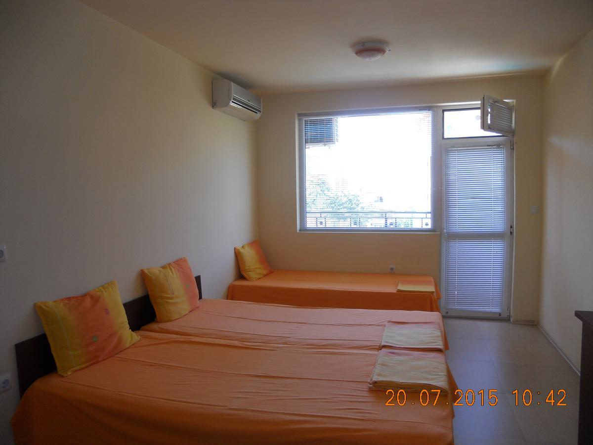 Femili Hotel Diveda Sveti Vlas Luaran gambar